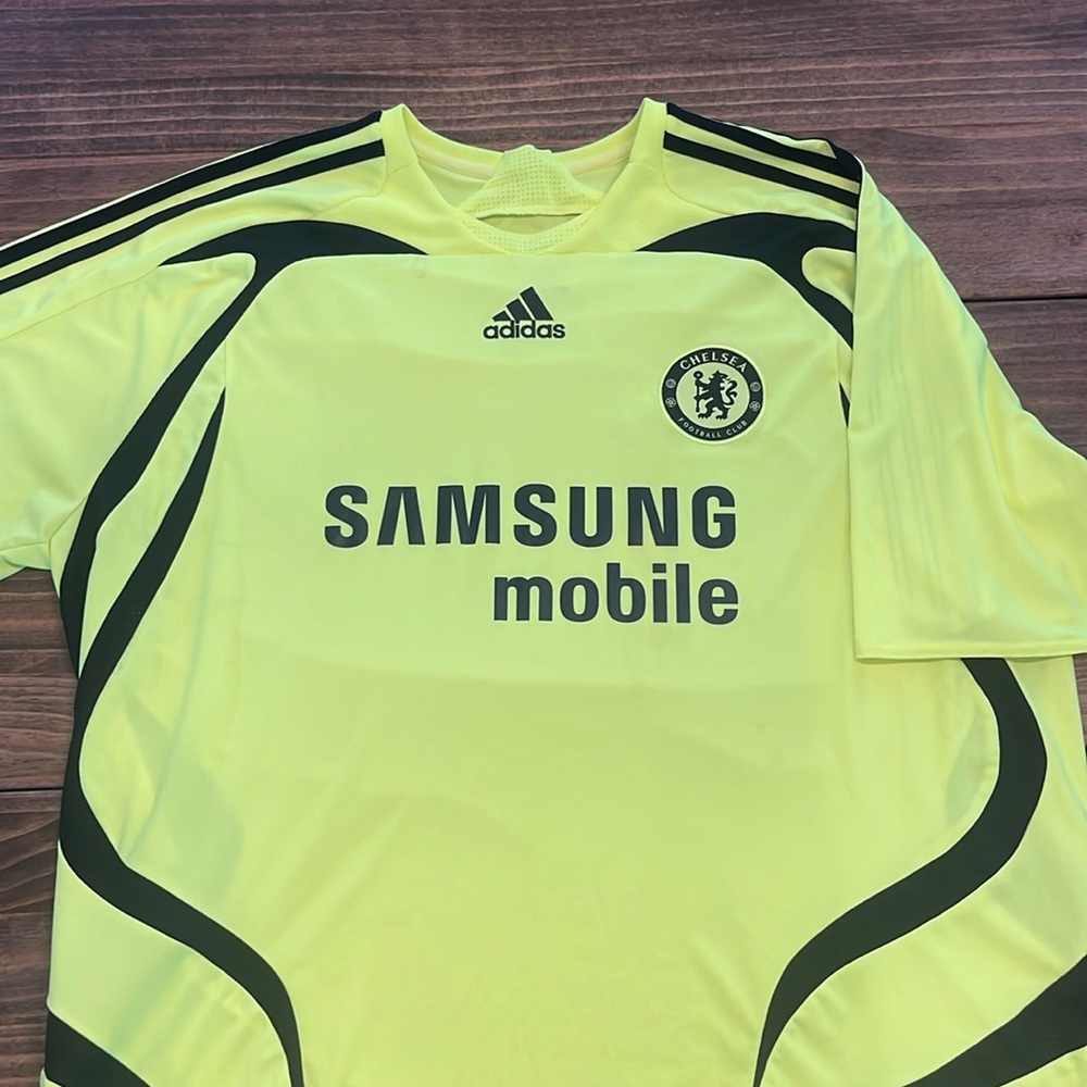 Chelsea FC Adidas jersey, 2XL, highlighter yellow